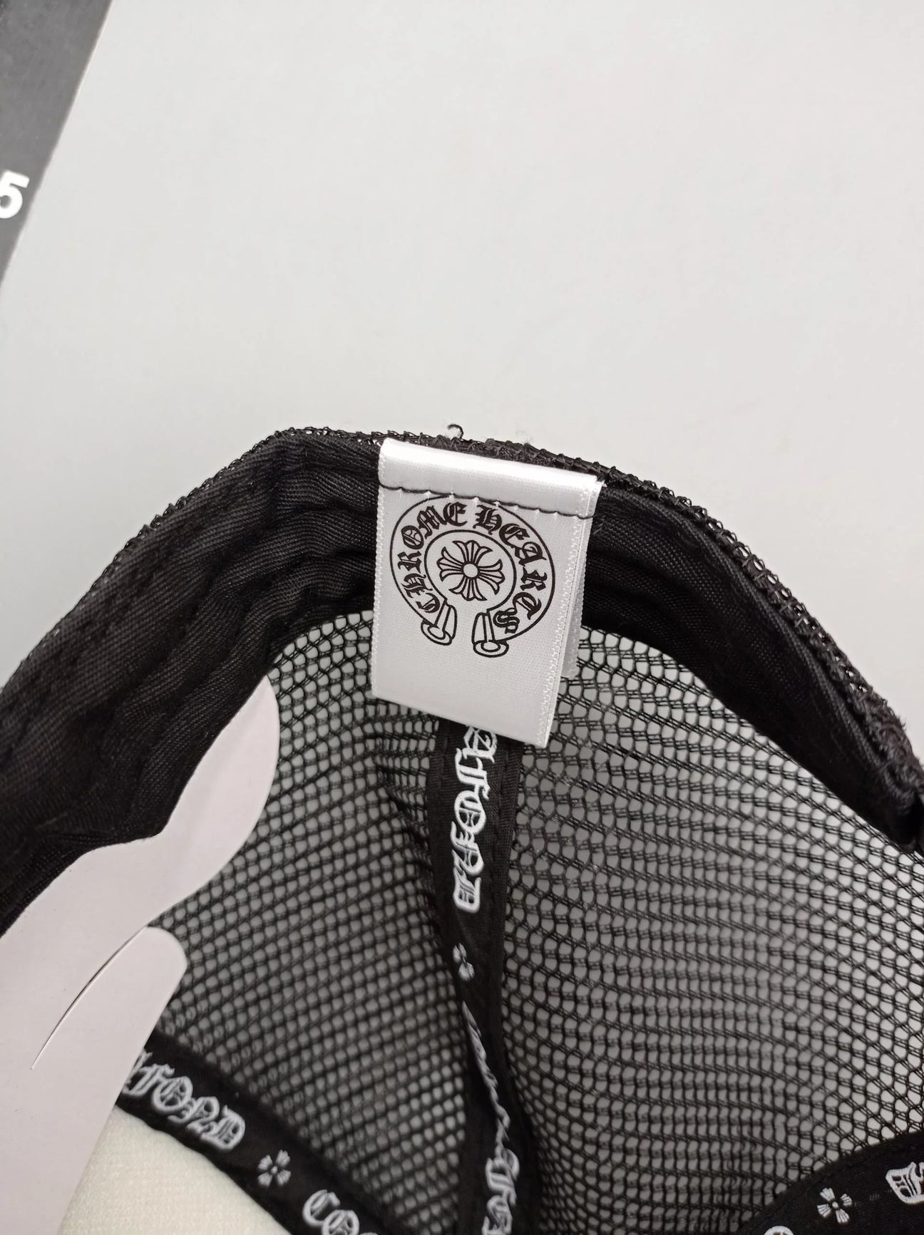 Chrome Hat - Black/White