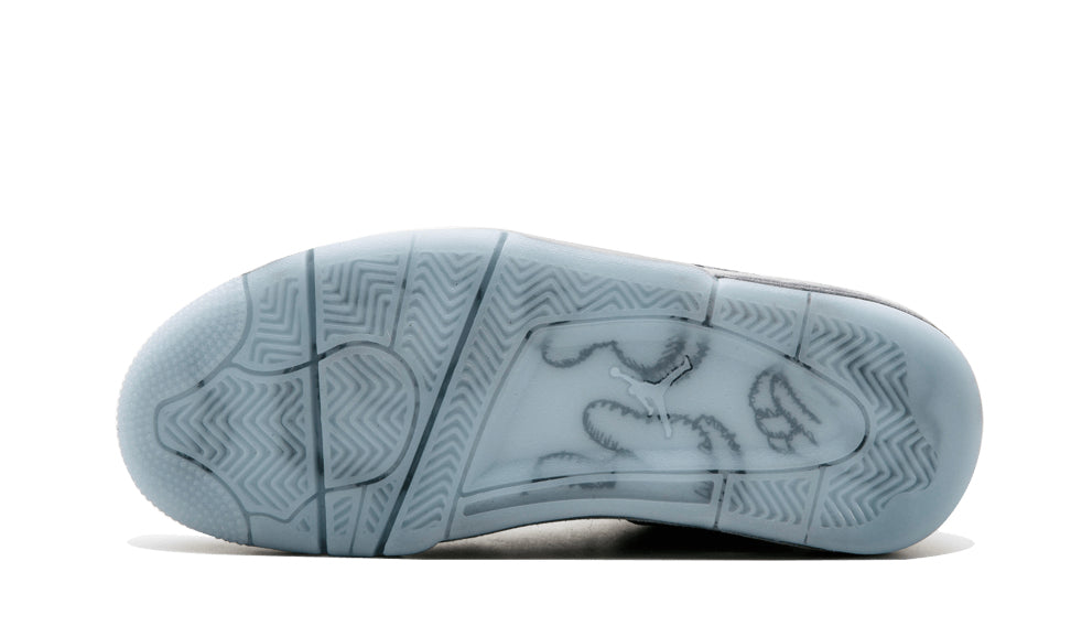 Mens Shoes ”Retro Kaws”