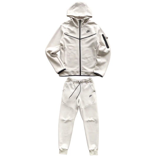 NK Tech Fleece - Cream White